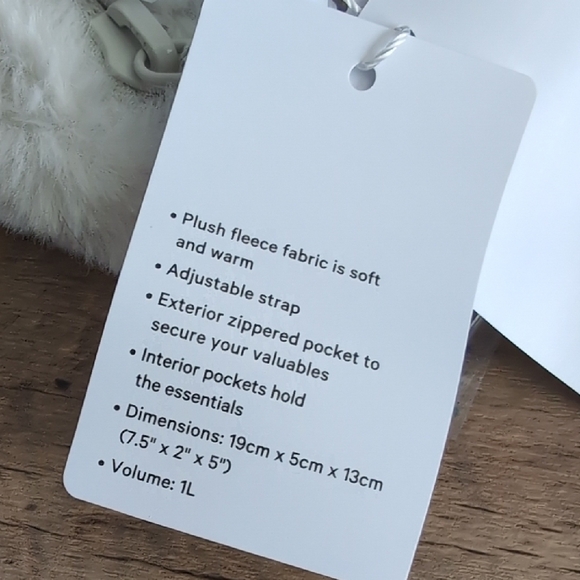 Lululemon White Furry Belt Bag - Picture 5 of 5